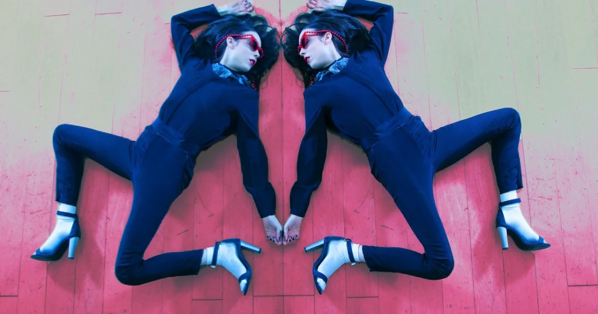 Header Banner Allie X