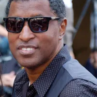 Knockin' On Heaven's Door - Babyface