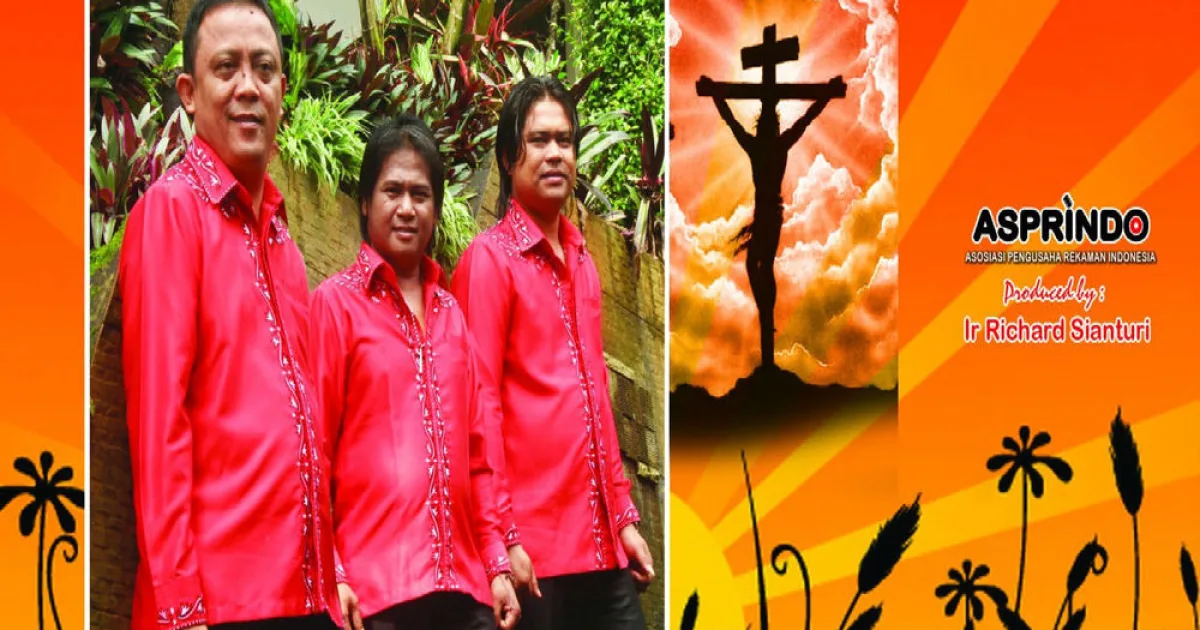 Header Banner Century Trio