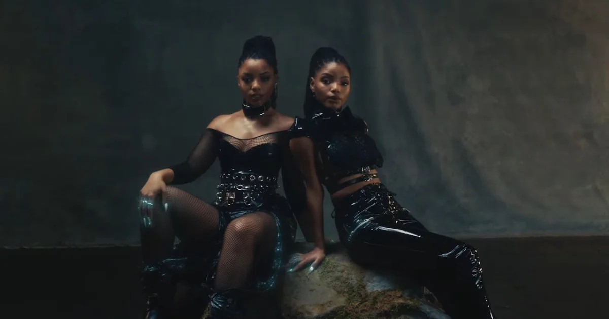 Header Banner Chloe x Halle