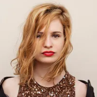 Girlfriend - Christine and the Queens