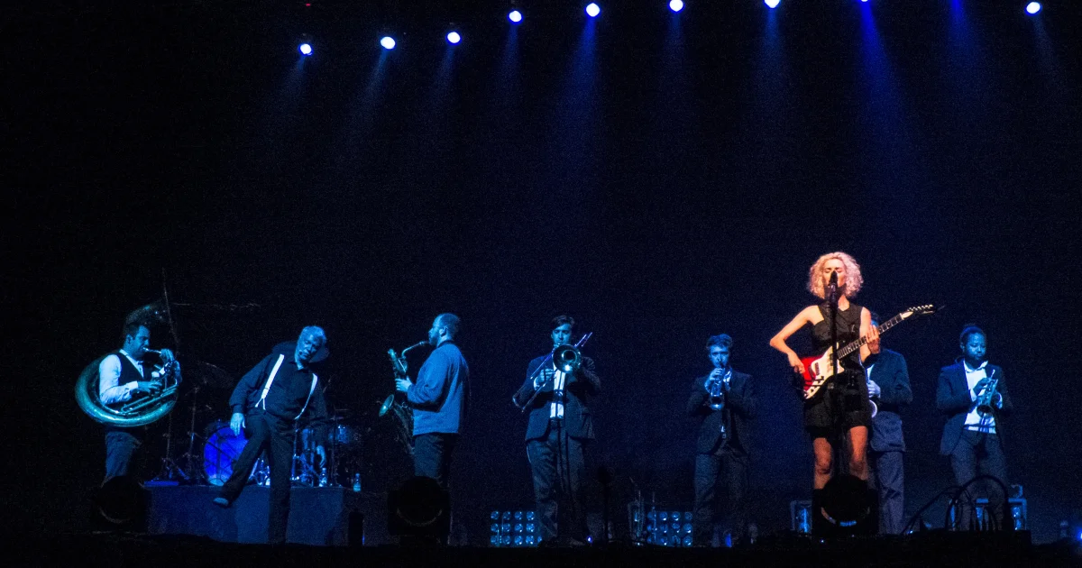 Header Banner David Byrne