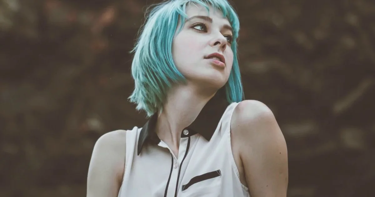 Header Banner Elley Duhé
