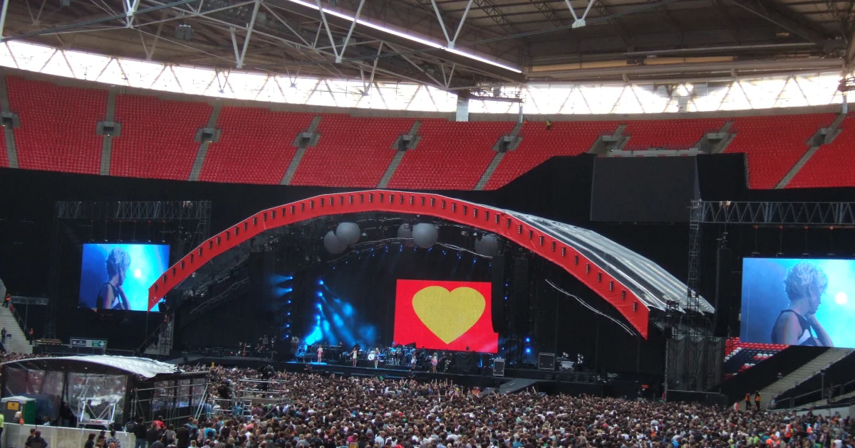 Header Banner Girls Aloud