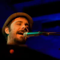 Greg Laswell