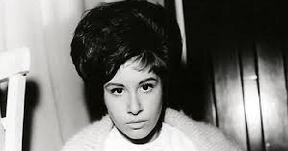 Header Banner Helen Shapiro