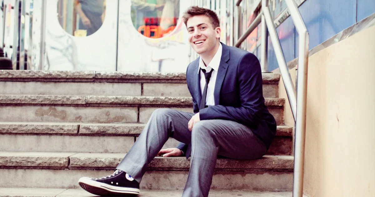 Header Banner Hoodie Allen