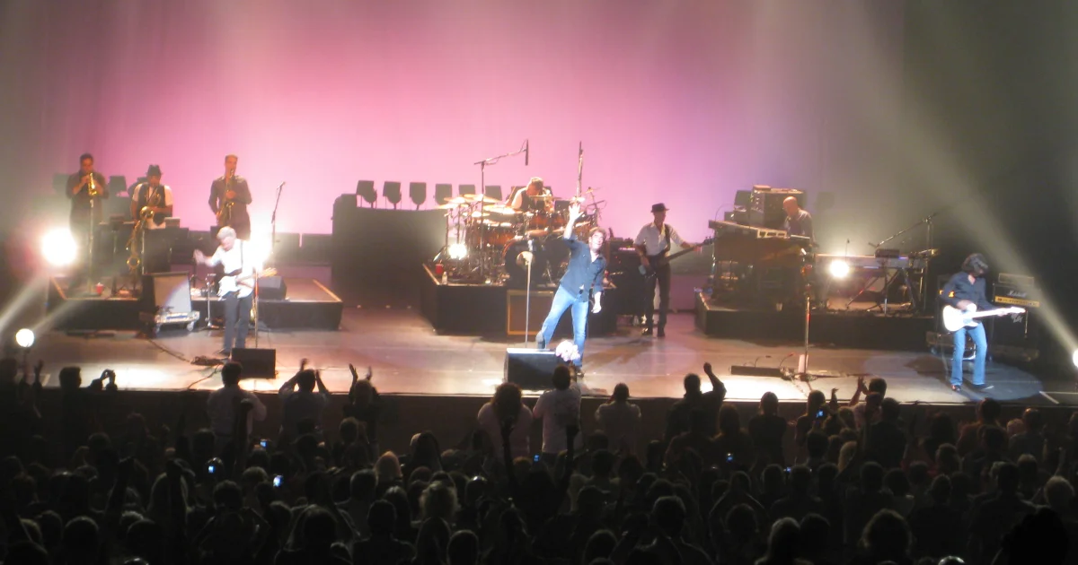 Header Banner Huey Lewis & The News
