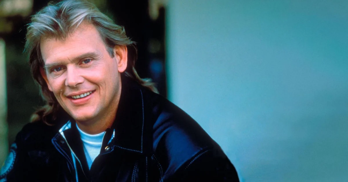 Header Banner John Farnham