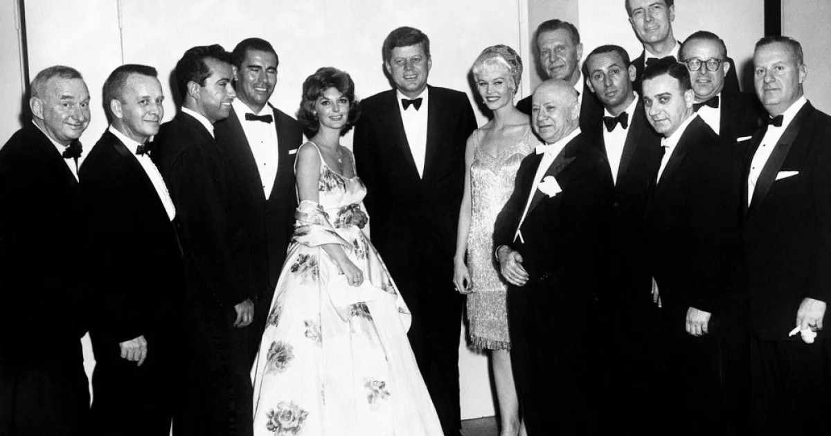 Header Banner Julie London