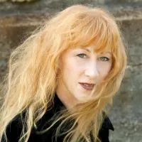 Loreena Mckennitt