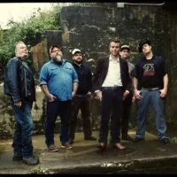 War - Lucero