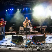 Mighty Oaks