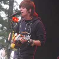 Fifteen - Nevershoutnever