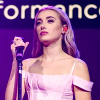 Bitch Back - Olivia O'Brien