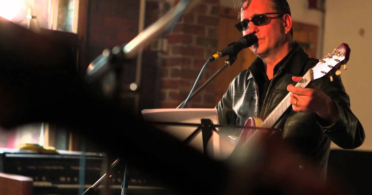 Header Banner Richard Hawley