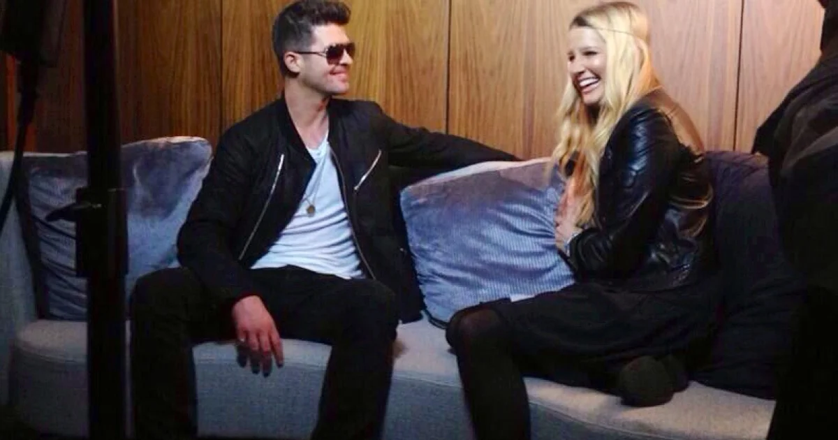 Header Banner Robin Thicke