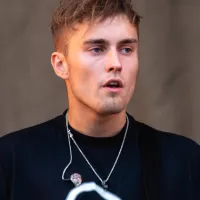 The Kitchen - Sam Fender