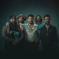 Cocaine Habit - Shane Smith & the Saints