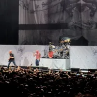 Through The Glass - Stone Sour