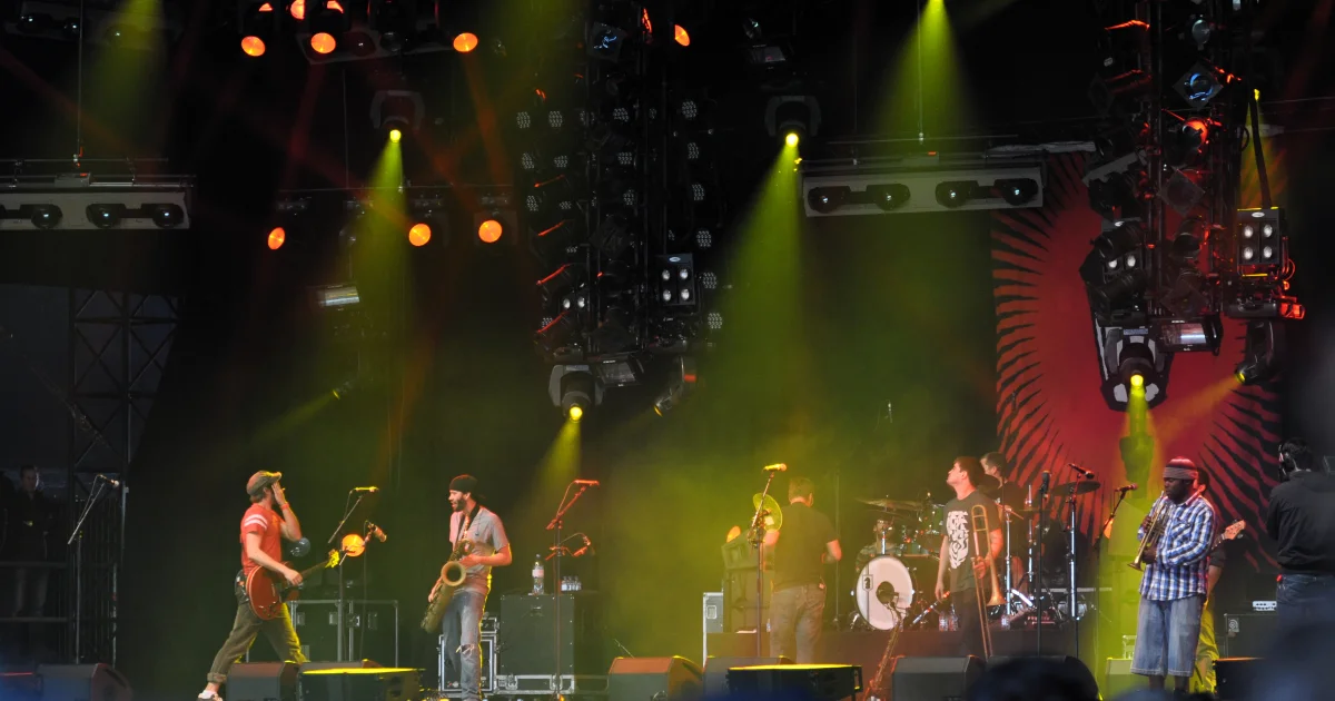 Header Banner Streetlight Manifesto