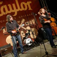 Just A Little Talk - The Steeldrivers