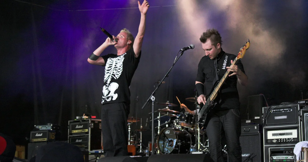 Header Banner Thousand Foot Krutch