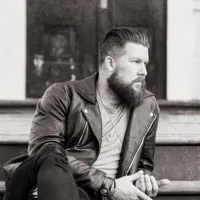 No Longer Slaves - Zach Williams